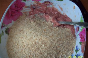 Chiftelute de curcan cu pesmet