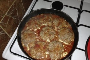 Burgeri cu sos