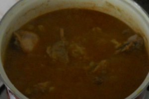 Tocanita de dovlecei cu carne de pasare