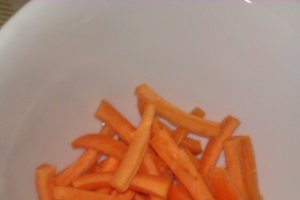 Piept de pui cu sos de sampanie