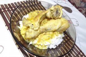 Pui cu legume in sos de smantana