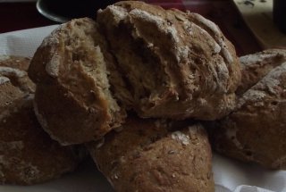 Painici cu faina neagra si seminte