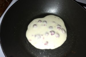 Pancakes cu zmeura si miere