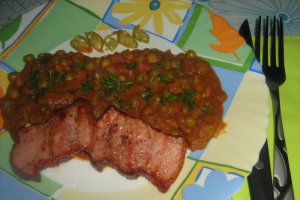 Mancare de mazare cu costita afumata