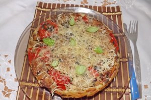 Tarta cu rosii