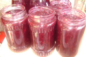 Dulceaţă de vişine cu zmeură