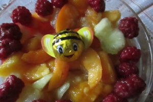 Salata de fructe de sezon