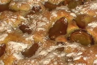 Tarta cu prune (Reteta Video)