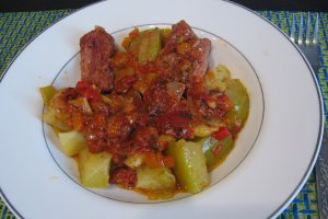 Tocanita de dovlecel si fasole verde, cu costita afumata