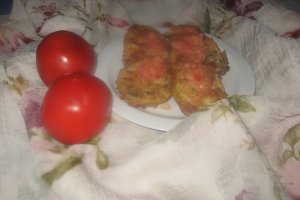 Dovlecei pane cu sos de usturoi a la Julie