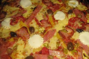 Pizza cu miez de lapte