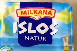 Salata cu branza milkana si busuioc