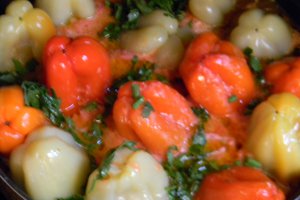 Ardei umpluti cu carne si ciuperci [ la cuptor ]