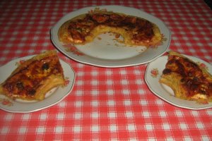 Coronita  cu branzeturi la cuptor