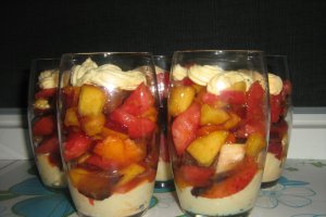 Salata de fructe