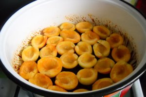 Tarta Tatin cu caise