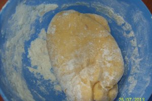 Strudel cu prune