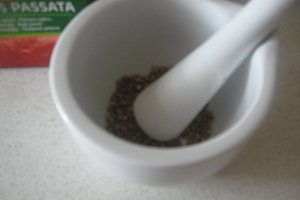 Pastai cu pui si coriandru boabe