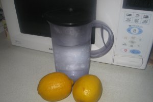 Limonada cu sirop de rodii