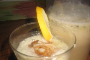 Limonada cu sirop de rodii