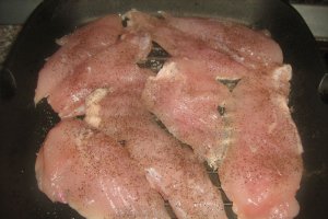 Piept de pui cu vinete la gratar