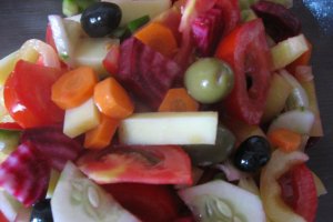 Salata de legume