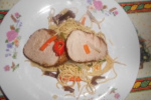 Muschi de porc in crusta de condimente