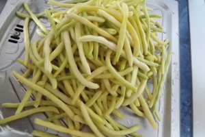 Ciorba acra de dovlecel si pastai