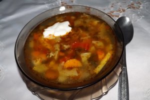 Ciorba acra de dovlecel si pastai