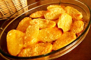 Cartofi gratinati