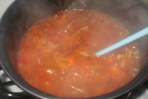 Mancare de naut cu carne de vita