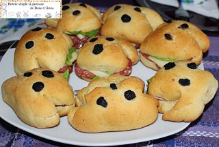 Catelusi - sandwich- aperitiv pentru cei mici