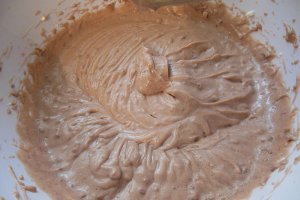 Prajitura cu nuca si crema de cacao