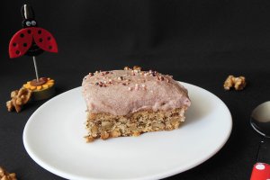 Prajitura cu nuca si crema de cacao