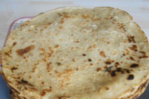 Clatite umplute cu ciuperci si dovlecei