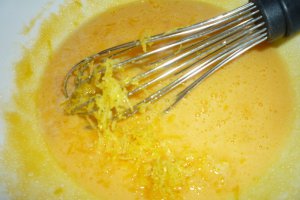 Rulada cu crema de lamaie si zmeura