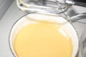 Tort cu crema de vanilie