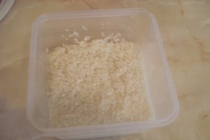 Ardei umpluti cu carne de porc si pulpa de rosii