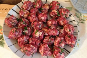Ciorba de perisoare cu os de vita