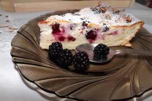 Tarta cu ricotta, mascarpone si mure