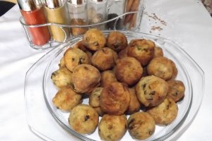 Chiftelute cu carne de pui, ciuperci pleurotus si leurda
