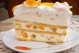 Tort cu fructe