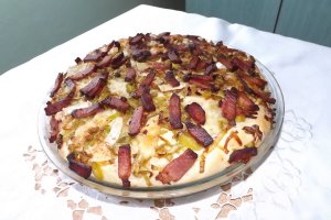 Tarta cu praz si sunculita