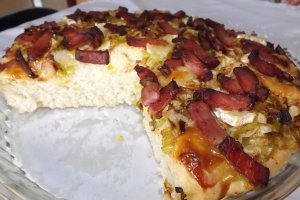 Tarta cu praz si sunculita