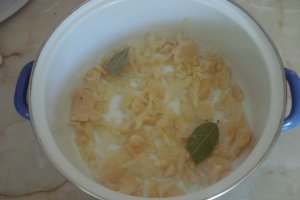 Sarmalute cu carne de porc si afumatura