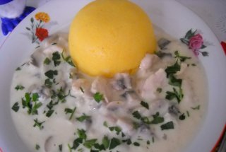 Ciulama de pui cu ciuperci (2)