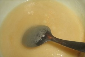 Tarta cu nectarine si dulceata de gutui