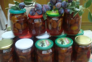 Compot de prune a la Mala