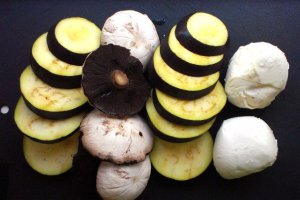 Legume cu mozzarella la cuptor