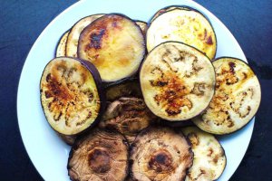 Legume cu mozzarella la cuptor